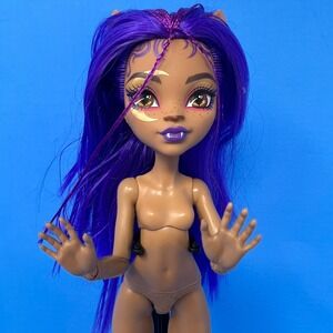 Monster High Clawdeen Wolf G3 Skulltimate Secrets Wave 4 Werewolf Doll Purple